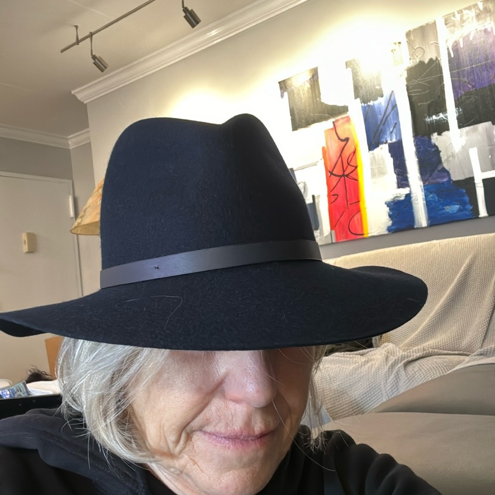 Classic Rag and Bone felt fedora in Navy Blue